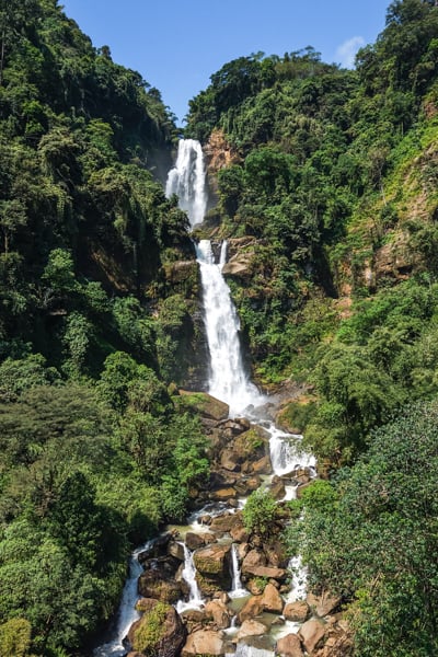 Tengkulese waterfall